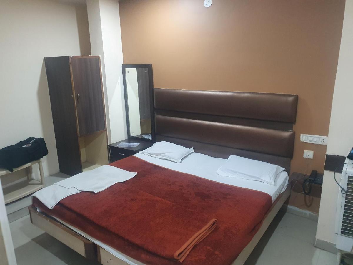 Hotel Anmol Ambikāpur Exterior foto